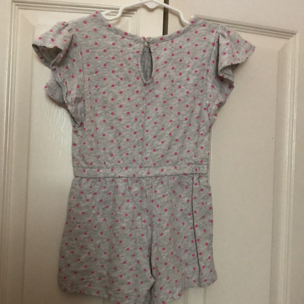 Three old navy rompers size 4T - Picture 2 of 5